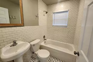 2708 St Edwards Cir, Austin, TX 78704 - Photo 9