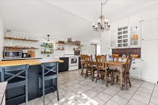 503A Wilkes St, Smithville, TX 78957 - Photo 9