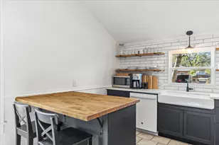 503A Wilkes St, Smithville, TX 78957 - Photo 11