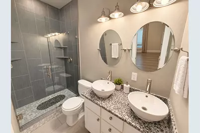 5510 Manor Road #B, Austin, TX 78723 - Photo 7