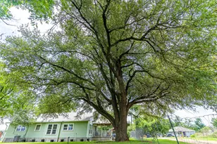 802 Smith Rd, Rockdale, TX 76567 - Photo 17