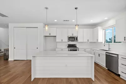 5315 La Crosse Avenue #16, Austin, TX 78739 - Photo 9