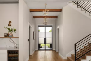 1909 W 40th St, Austin, TX 78731 - Photo 5