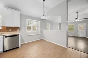 119 Aguilar Dr, Hutto, TX 78634 - Photo 13