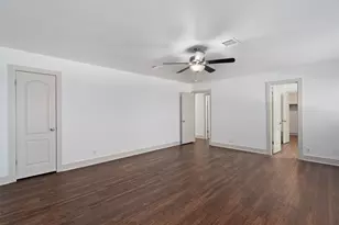 950 Whispering Hollow Dr, Kyle, TX 78640 - Photo 19