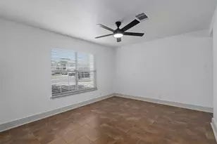 950 Whispering Hollow Dr, Kyle, TX 78640 - Photo 15