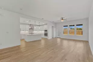 504 Canyoncrest Wy, Liberty Hill, TX 78642 - Photo 5