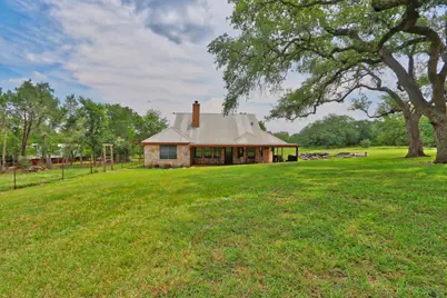 10621 Fm 150 W, Driftwood, TX 78619 - Photo 29