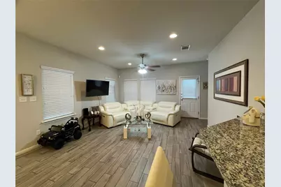2304 S Lakeline Boulevard #243, Cedar Park, TX 78613 - Photo 5