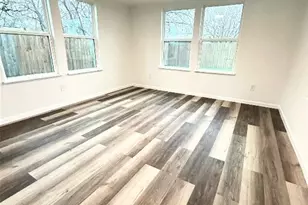 635 White Ave, Rockdale, TX 76567 - Photo 13