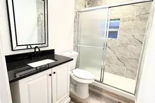 635 White Ave, Rockdale, TX 76567 - Photo 9