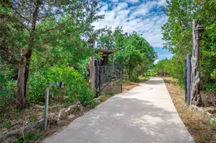 205 River Rd, Liberty Hill, TX 78642 - Photo 35