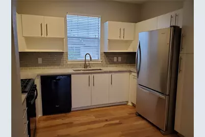 11203 Ranch Road 2222 Road #302, Austin, TX 78730 - Photo 3