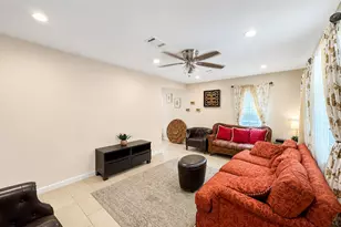 6711 Cruz St, Austin, TX 78741 - Photo 3