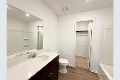 876 Rancho Del Cielo Loop, Jarrell, TX 76537 - Photo 5