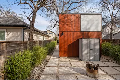 1124 Linden Street #B, Austin, TX 78702 - Photo 23