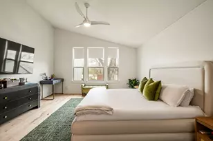 1124 Linden St, Austin, TX 78702 - Photo 9