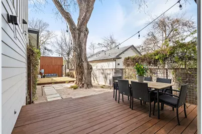 1124 Linden Street #B, Austin, TX 78702 - Photo 17