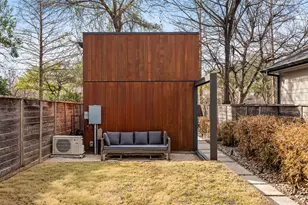 1124 Linden St, Austin, TX 78702 - Photo 21