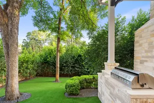 1002 Meriden Ln, Austin, TX 78703 - Photo 15