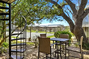 133 World of Tennis Sq, Lakeway, TX 78738 - Photo 35