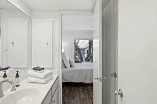 133 World of Tennis Sq, Lakeway, TX 78738 - Photo 29