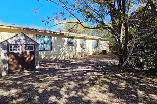 1 Davis St, Wimberley, TX 78676 - Photo 5