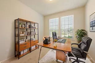 401 Duroc Dr, Hutto, TX 78634 - Photo 5