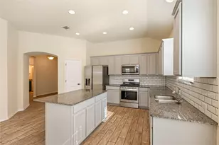 401 Duroc Dr, Hutto, TX 78634 - Photo 15