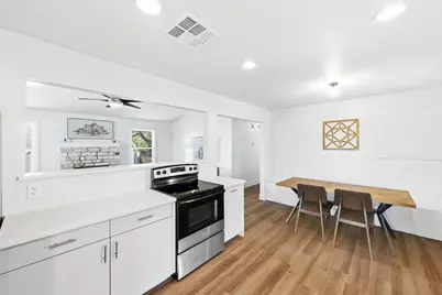 12208 Mustang Drive, Buda, TX 78610 - Photo 11