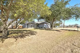 12208 Mustang Dr, Buda, TX 78610 - Photo 29