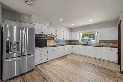 104 Westwood Lane, Kerrville, TX 78028 - Photo 3