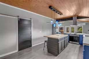 111 W Lakeshore Dr, Sunrise Beach Village, TX 78643 - Photo 19