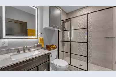 111 W Lakeshore Drive, Sunrise Beach Village, TX 78643 - Photo 11