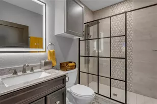 111 W Lakeshore Dr, Sunrise Beach Village, TX 78643 - Photo 11