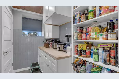 111 W Lakeshore Drive, Sunrise Beach Village, TX 78643 - Photo 15