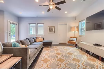 900 Capitol Court, Austin, TX 78756 - Photo 15