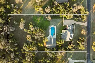 583 W Overlook Mountain Rd, Buda, TX 78610 - Photo 3