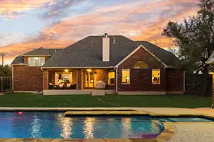 583 W Overlook Mountain Rd, Buda, TX 78610 - Photo 5