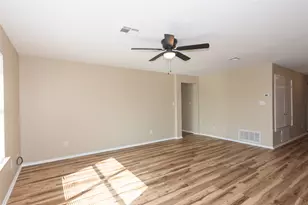 245 Shale Dr, Jarrell, TX 76537 - Photo 13