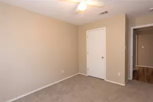 245 Shale Dr, Jarrell, TX 76537 - Photo 21