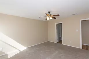 245 Shale Dr, Jarrell, TX 76537 - Photo 15