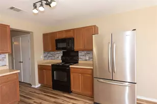245 Shale Dr, Jarrell, TX 76537 - Photo 5