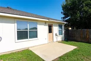 245 Shale Dr, Jarrell, TX 76537 - Photo 27