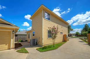 18100 Belfry Pass, Manor, TX 78653 - Photo 23