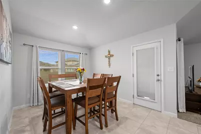 407 Water Way Avenue, Hutto, TX 78634 - Photo 11