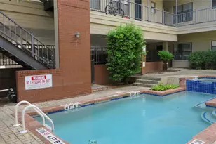 106 E 30th St, Austin, TX 78705 - Photo 7