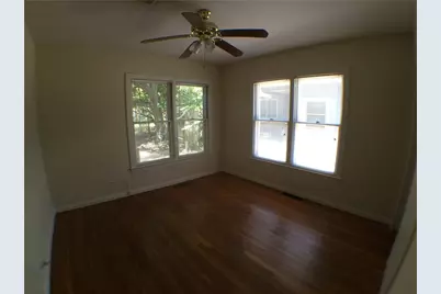2000 Schulle Avenue, Austin, TX 78703 - Photo 9