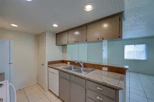 3458 Willowrun Dr, Austin, TX 78704 - Photo 15
