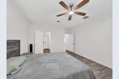 156 Greatest Gift Way, Jarrell, TX 76537 - Photo 15